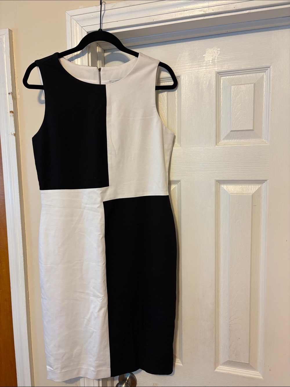 Carmen Marc Valvo Black and White Colorblock Midi Sheath Dress
